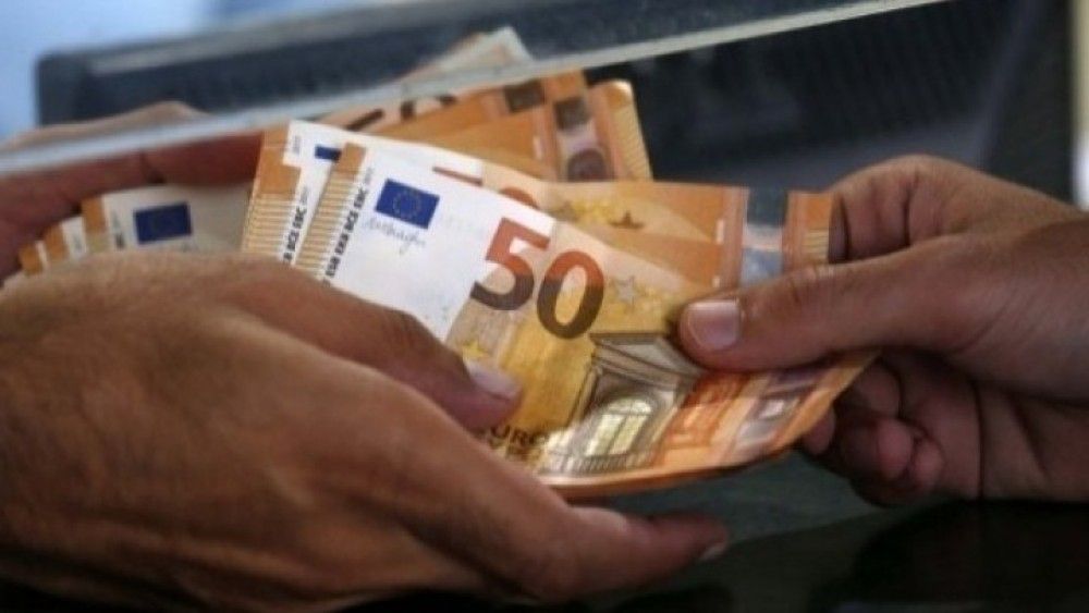 ΟΠΕΚΑ: Καταβάλλονται τα επιδόματα σε 1.287.479 δικαιούχους