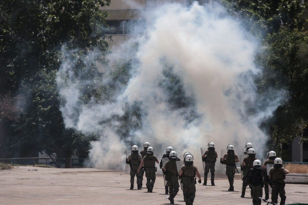 ΑΠΘ: Νέα επεισόδια μετά το τέλος της πορείας στο κέντρο της Θεσσαλονίκης