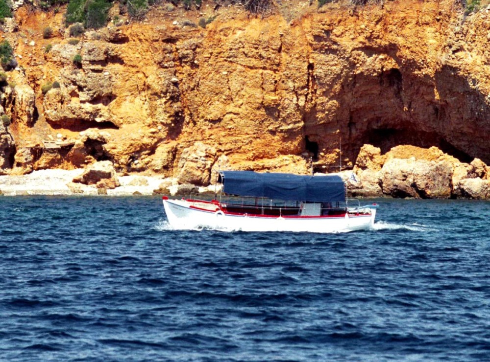 Τραυματίες από έκρηξη στην Αλόννησο