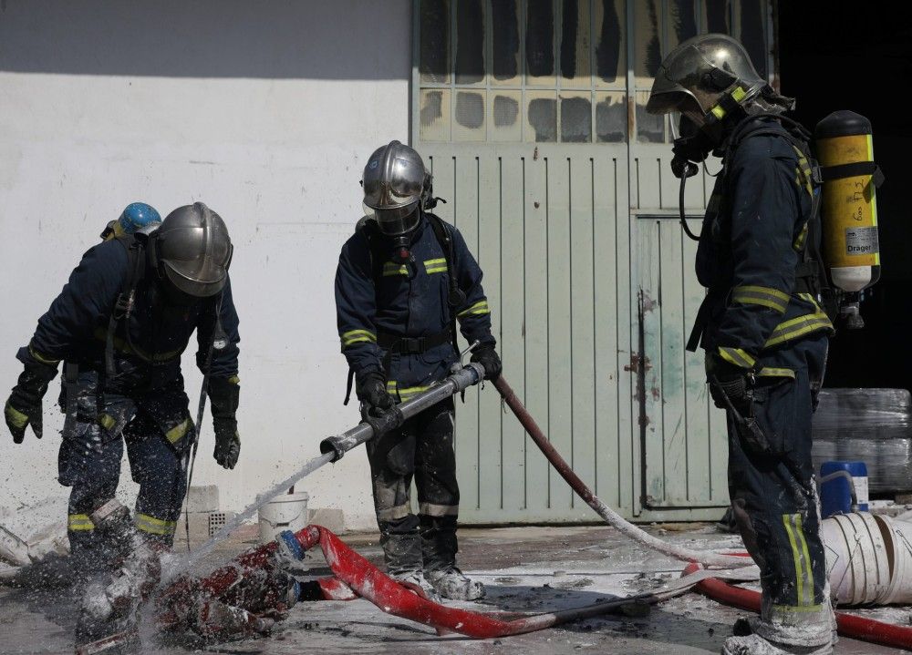 Έσβησε η φωτιά στο Μενίδι