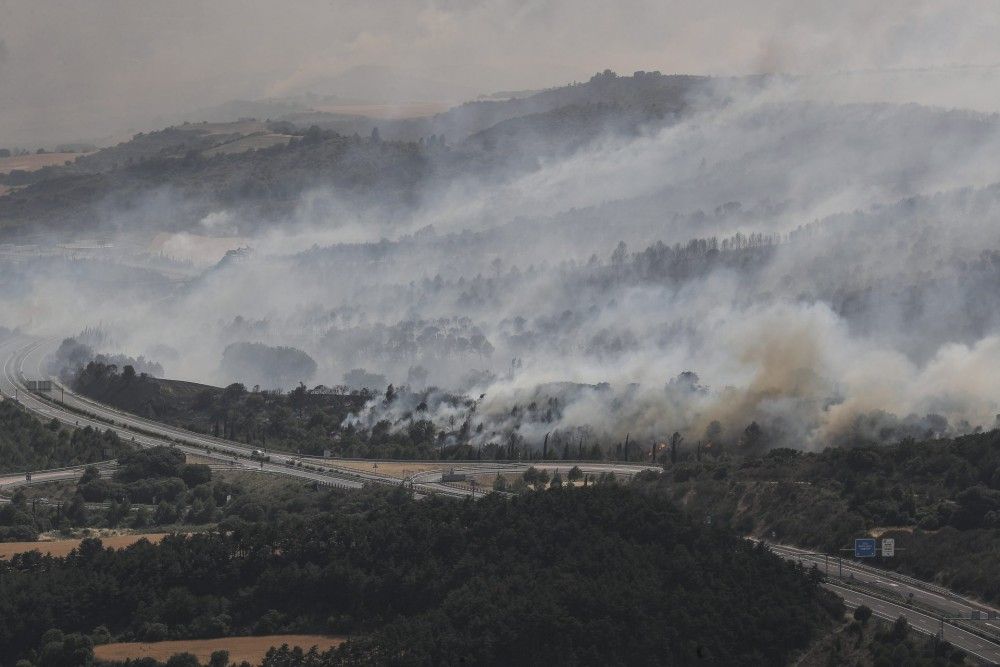 Σε «πύρινο κλοιό» η Ισπανία -Στάχτη 200.000 στρέμματα