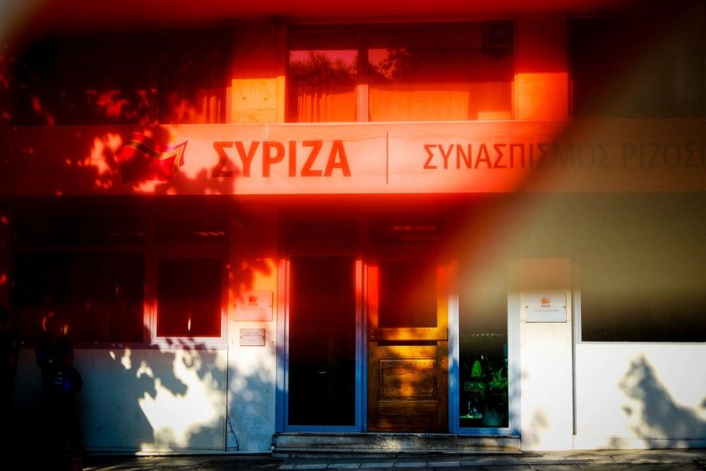 Στη δίνη της αυταπάτης στροβιλίζεται η Κουμουνδούρου