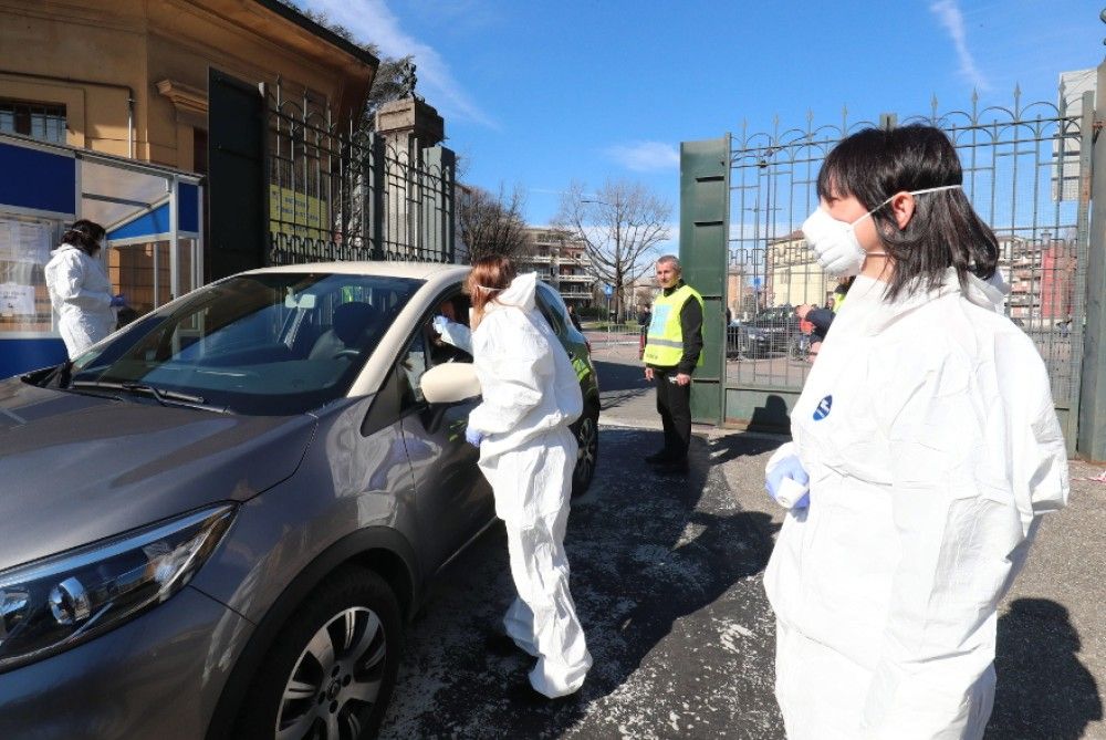 Η Ιταλία νοσεί: Ακόμη 127 ασθενείς υπέκυψαν, 3,5 χιλ. νέα κρούσματα