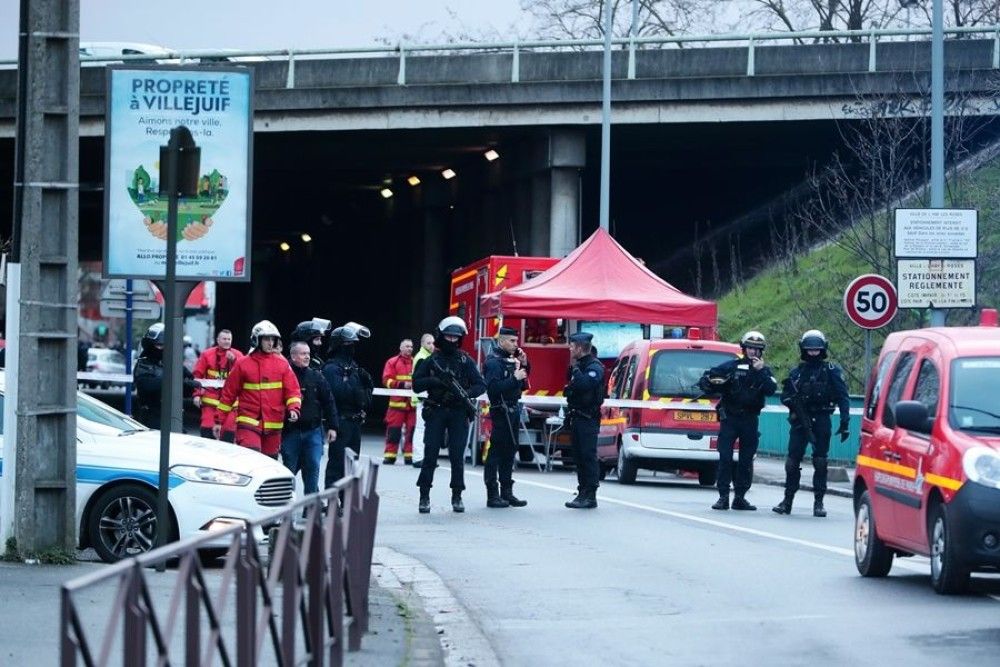 Γαλλία: Δύο νεκροί και επτά τραυματίες σε επίθεση με μαχαίρι