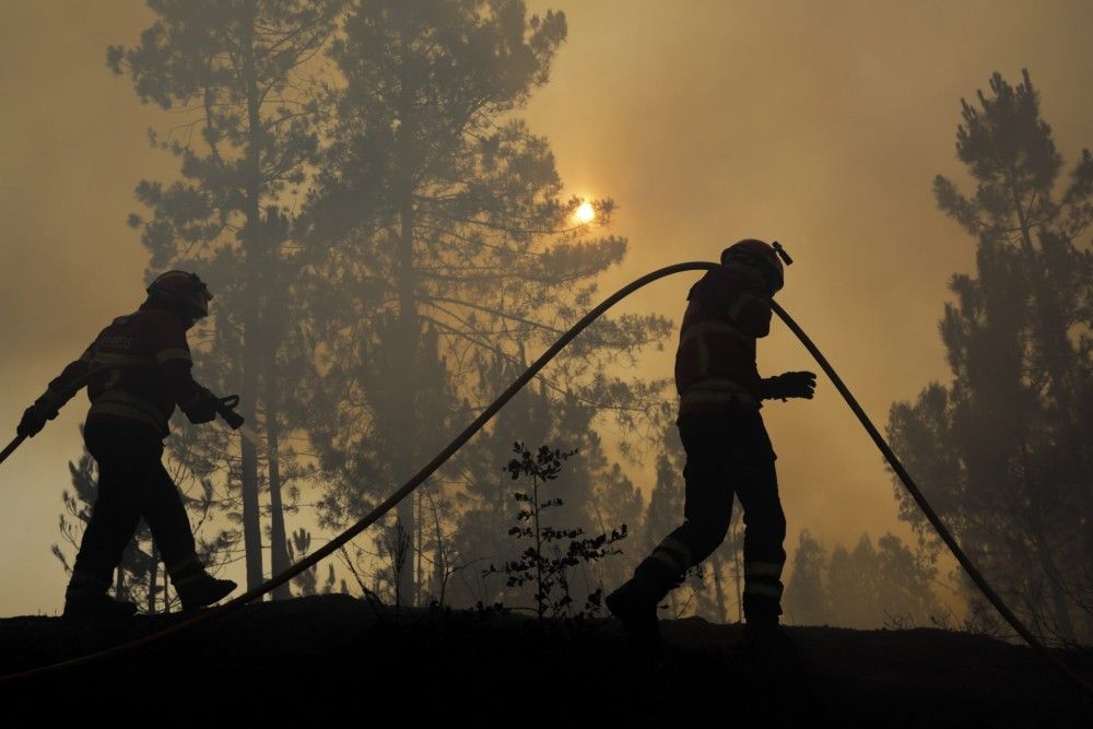 Η Πορτογαλία δοκιμάζεται από τον καύσωνα και τις πυρκαγιές