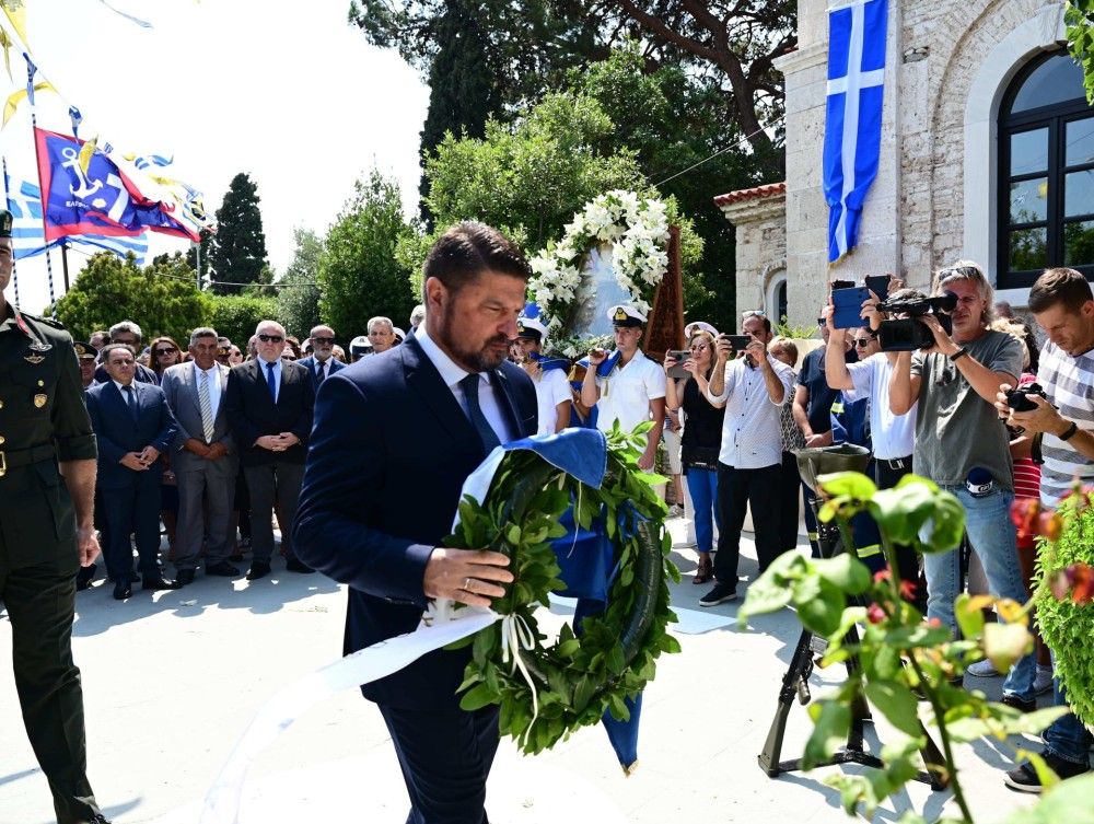 Ο Χαρδαλιάς στις εκδηλώσεις επετείου της Ναυμαχίας της Μυκάλης