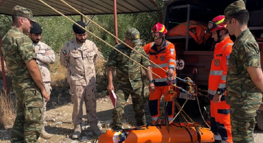 Η συμφωνία Αθήνας με  Αμπού Ντάμπι στην πράξη: Εικόνες από εκπαίδευση αξιωματικών των ΗΕΑ στο Λουτράκι