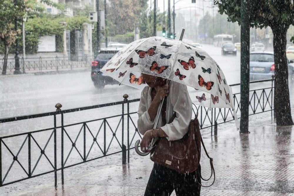 Καιρός: Πέφτει η θερμοκρασία-Πού θα βρέξει