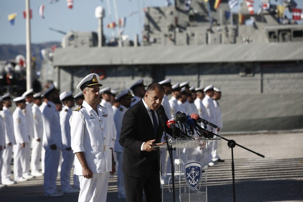 Παναγιωτόπουλος: Απόλυτη εμπιστοσύνη στη στρατιωτική ηγεσία