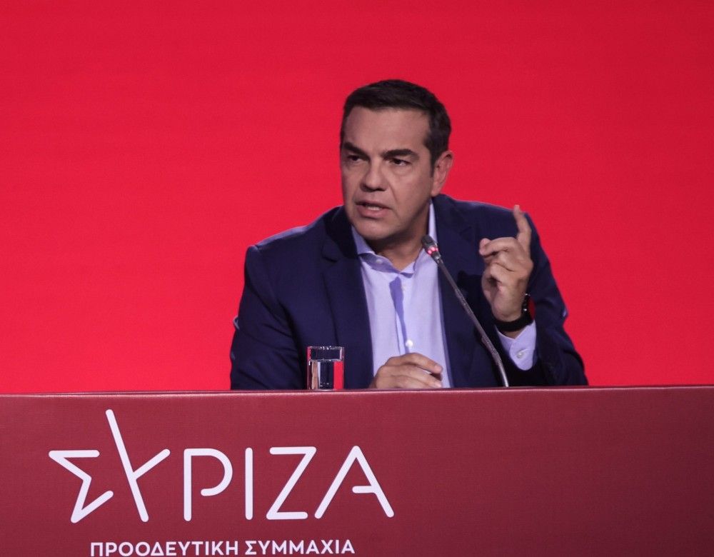 Μαθητής του ΓΑΠ ο Τσίπρας: «Λεφτά υπάρχουν»