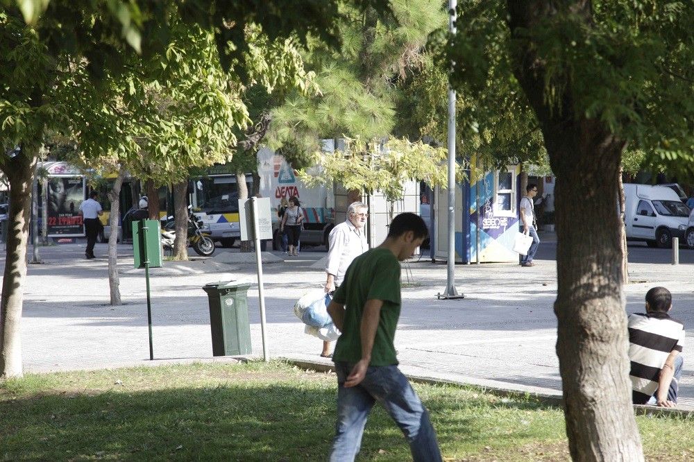 Μια δεύτερη ζωή για την πλατεία Θεάτρου