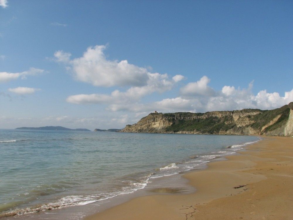 Συλλήψεις Τούρκων διακινητών μεταναστών στο Ιόνιο