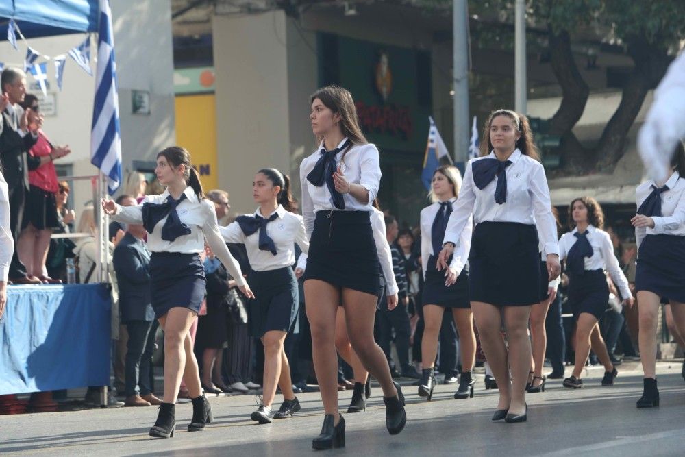 Μιχάλης Δεμερτζής: Περί μαθητικών παρελάσεων