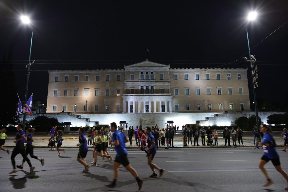 Άνοιξαν οι δρόμοι στο κέντρο της Αθήνας &#8211;  Αυξημένη παραμένει η κίνηση