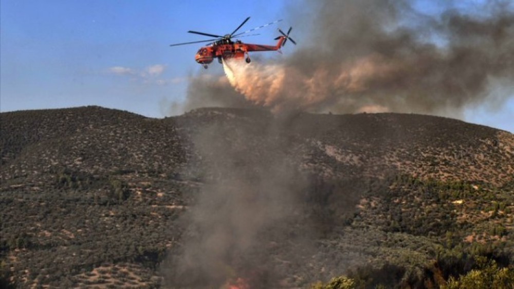 Πυρκαγιά στο Μεγαλοβούνι Κορινθίας