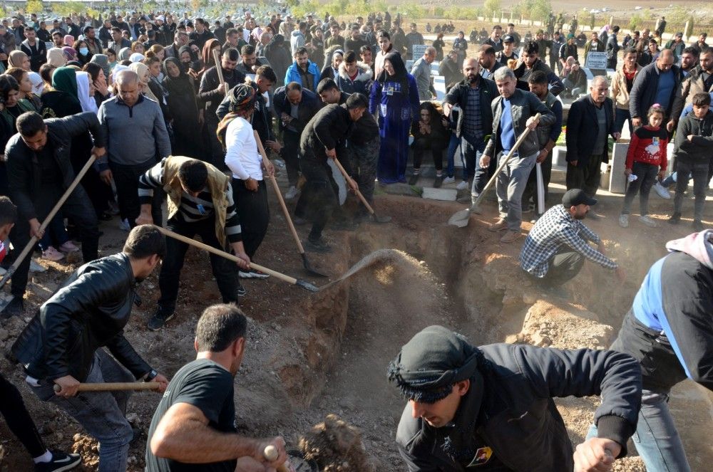 Συνεχίζει τις επιθέσεις σε Συρία και Ιράκ η Τουρκία-Σε αυτοσυγκράτηση καλεί η ΕΕ