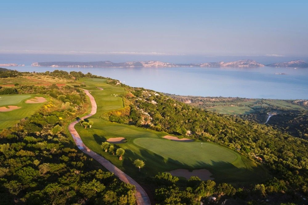 Διπλή διάκριση για την Costa Navarino  στα World Golf Awards