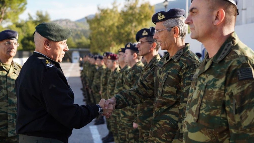 Επίσκεψη Αρχηγού ΓΕΕΘΑ στο στρατηγείο της ΑΣΔΕΝ