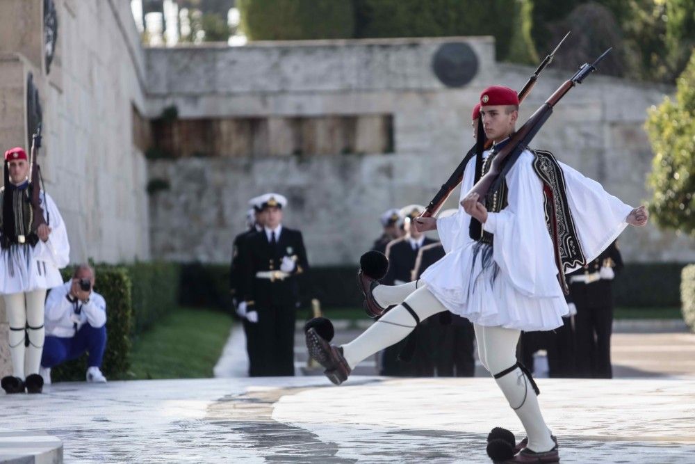 Η ΠτΔ  στην αλλαγή φρουράς του Άγνωστου Στρατιώτη