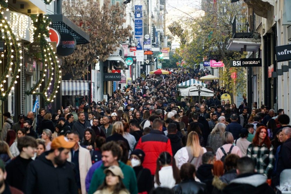 Πώς θα λειτουργήσουν σουπερμάρκετ και καταστήματα μέχρι την Πρωτοχρονιά