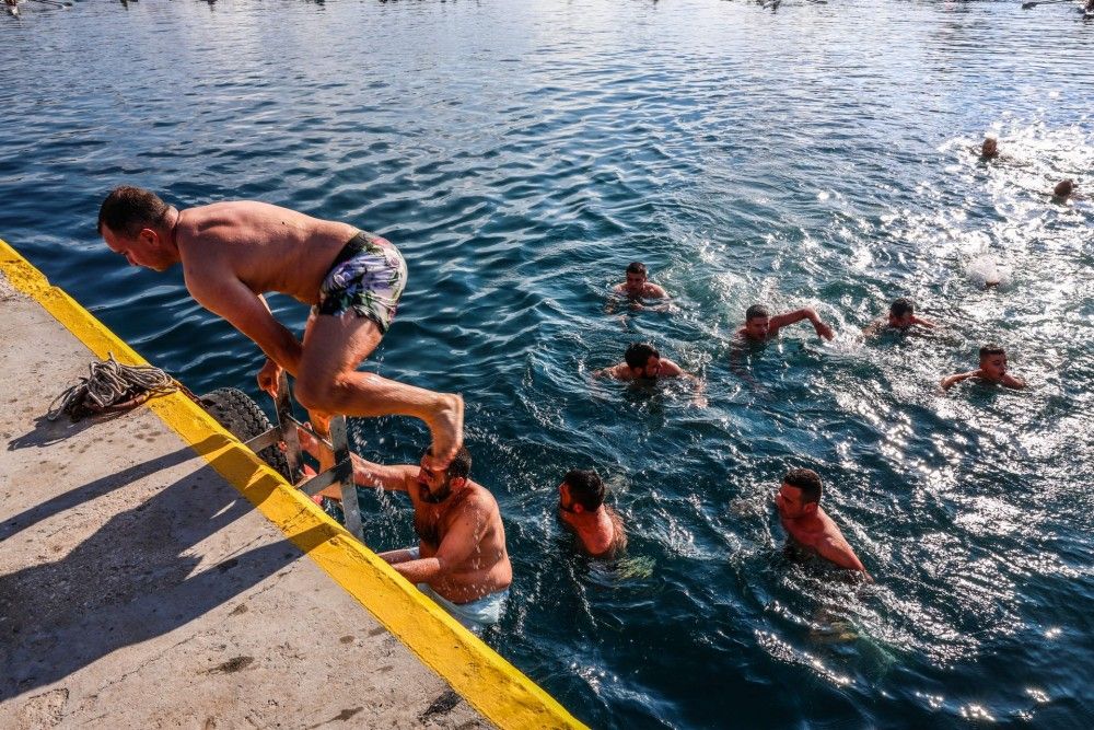 Με λαμπρότητα εορτάστηκαν τα Θεοφάνια σε όλη τη χώρα