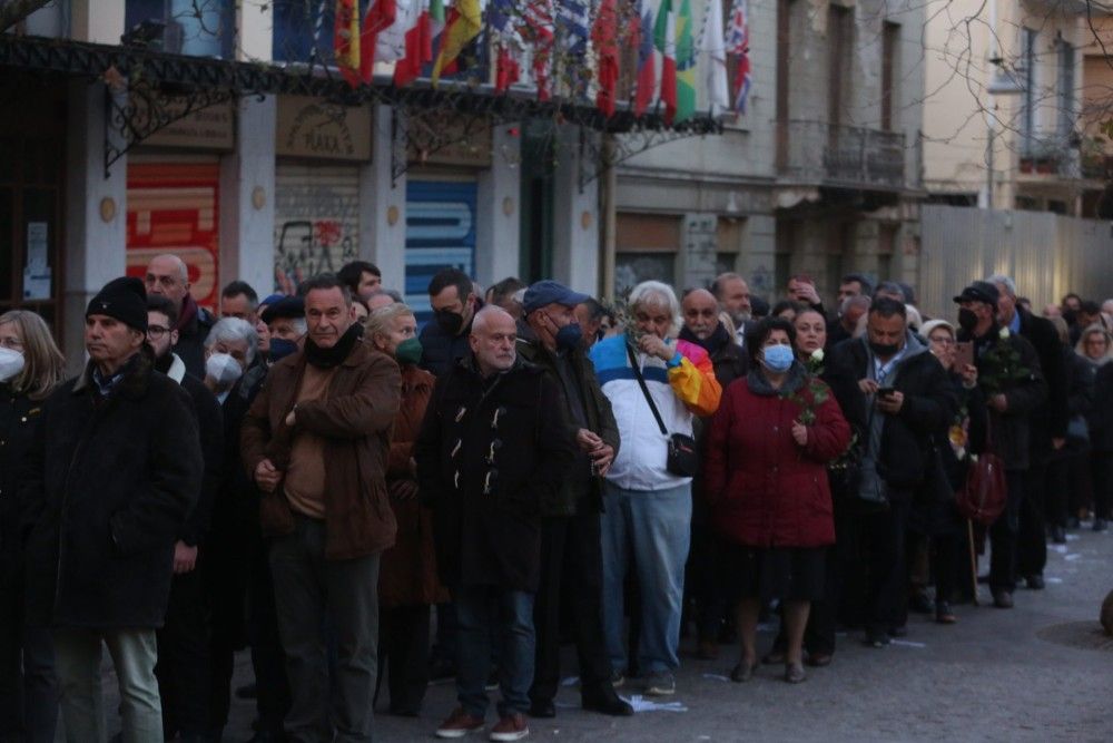 Κηδεία τέως βασιλιά Κωνσταντίνου: &#8220;Ουρά&#8221; για το τελευταίο αντίο (pics)