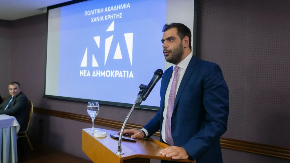 Μαρινάκης: Δίπορτο ο Τσίπρας, τη μια μέρα παριστάνει τον Παπανδρέου και την άλλη τον Τραμπ