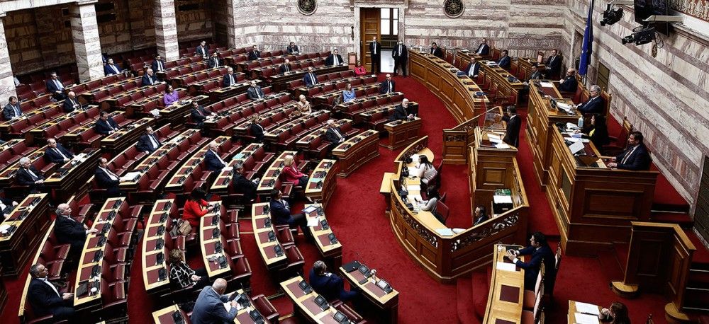 Live: Η συζήτηση των πολιτικών αρχηγών