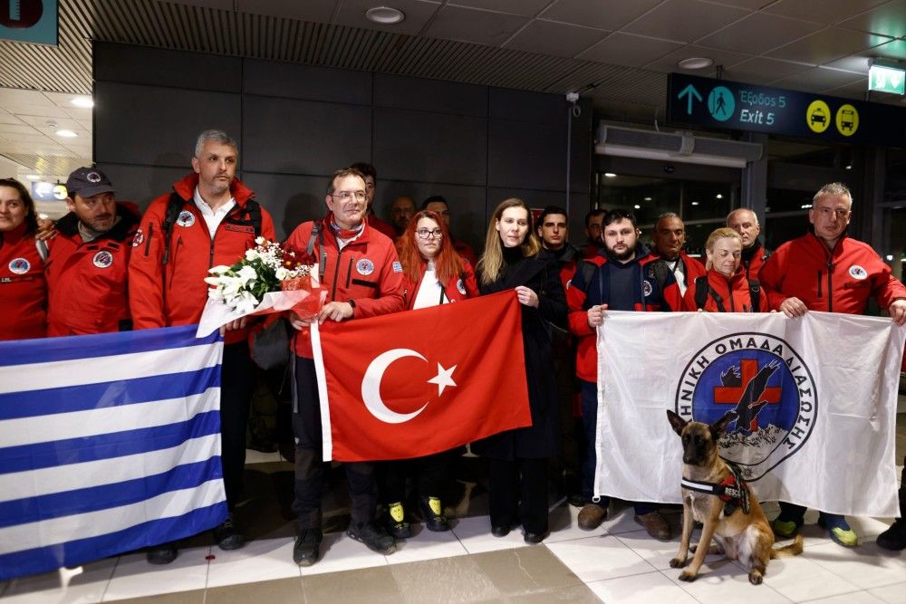 Επέστρεψε στη Θεσσαλονίκη από την Τουρκία η Ελληνική Ομάδα Διάσωσης &#8211; Επιχείρησε σε 13 κτίρια