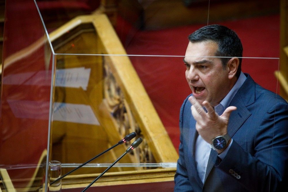 Στο καναβάτσο ο Τσίπρας: Με &#8220;Ναι&#8221; από ΝΔ και ΠΑΣΟΚ πέρασε η τροπολογία για τις εγκληματικές οργανώσεις