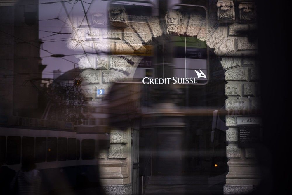 Πλήρη ή μερική κρατικοποίηση της Credit Suisse εξετάζουν οι ελβετικές Αρχές  