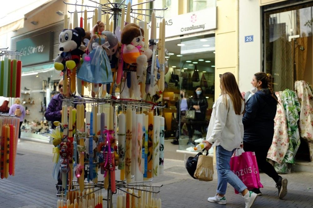 Σε ισχύ από σήμερα το πασχαλινό ωράριο λειτουργίας των καταστημάτων