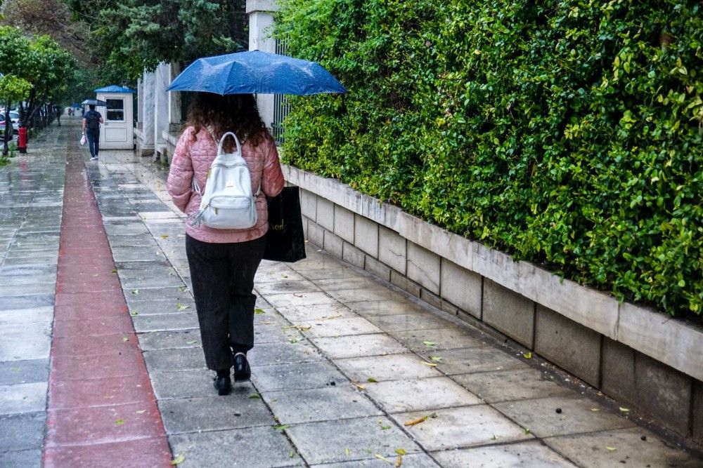 Νέα επιδείνωση του καιρού: Βροχές, ενισχυμένοι άνεμοι και πτώση θερμοκρασίας