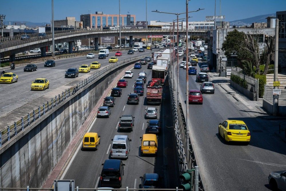 Μαζική έξοδος Αθηναίων για το Πάσχα &#8211; Πάνω από 80.000 οχήματα εγκατέλειψαν την Αττική το τελευταίο 24ωρο