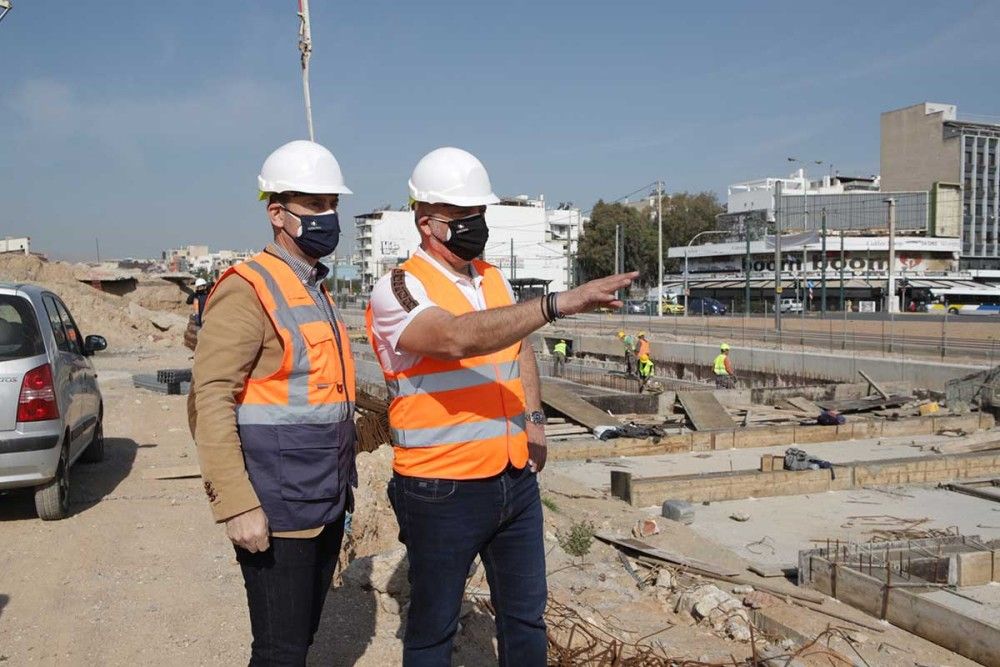 Απάντηση Πατούλη για τον Φαληρικό Όρμο: Χωρίς τέλος ο θεσμικός και πολιτικός κατήφορος της Δούρου