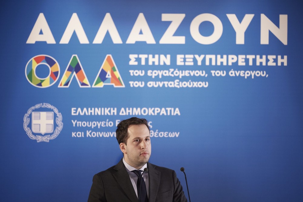 «Οργώνει» τις γειτονιές της Αθήνας ο Όμηρος Τσάπαλος