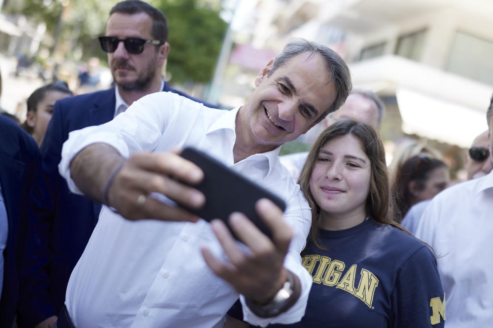 Επίσκεψη του Κυριάκου Μητσοτάκη στο Παλαιό Φάληρο