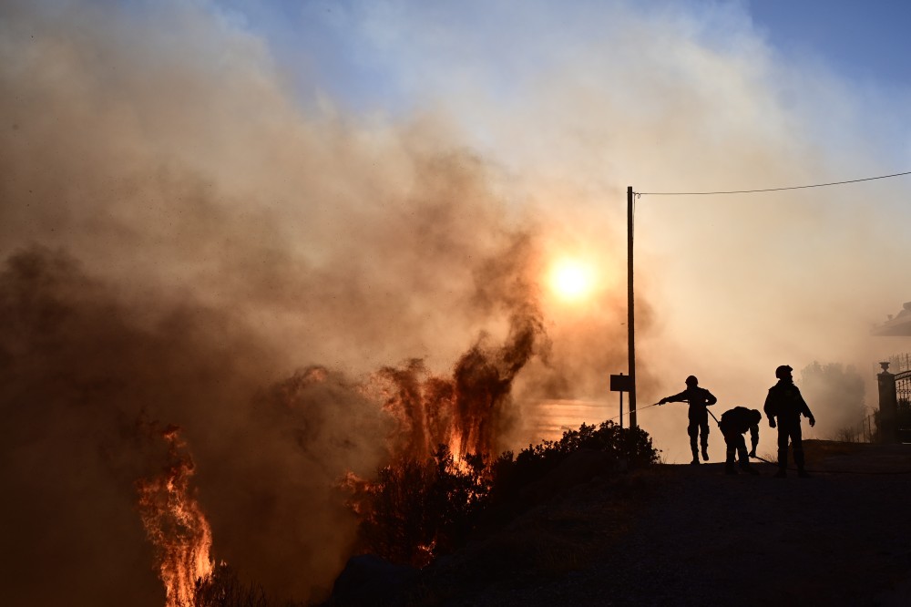 Πήραν φωτιά τα πληκτρολόγια και τώρα ποιος θα τη σβήσει;