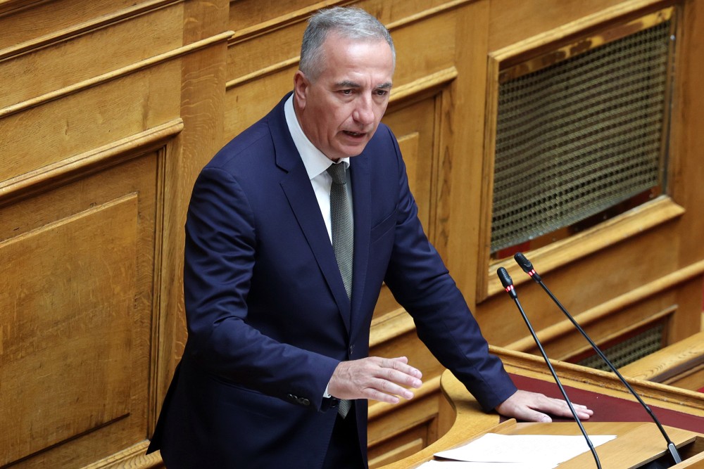 Καλαφάτης: Χρειάζονται νέες πρωτοβουλίες για να βρεθεί βιώσιμη λύση στο Κυπριακό