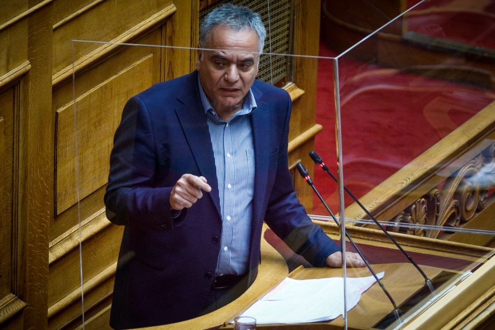 Σκουρλέτης: καρφί σε Σπίρτζη - «τα λίγα κιλά που έχω πάρει τελευταία δεν με καθιστούν &quot;βαρίδι&quot;»