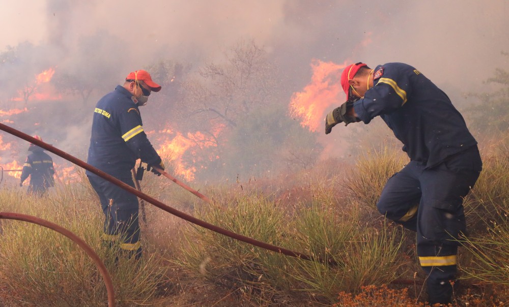 Φωτιές: πύρινος εφιάλτης -209 εστίες σε 48 ώρες - Στα όριά της η Πυροσβεστική