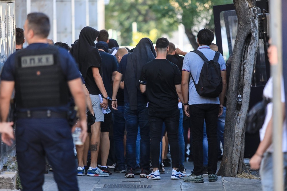 Νέα Φιλαδέλφεια: Νέα πρόσωπα και βίντεο ερευνούν οι Αρχές για την ταυτοποίηση του δολοφόνου