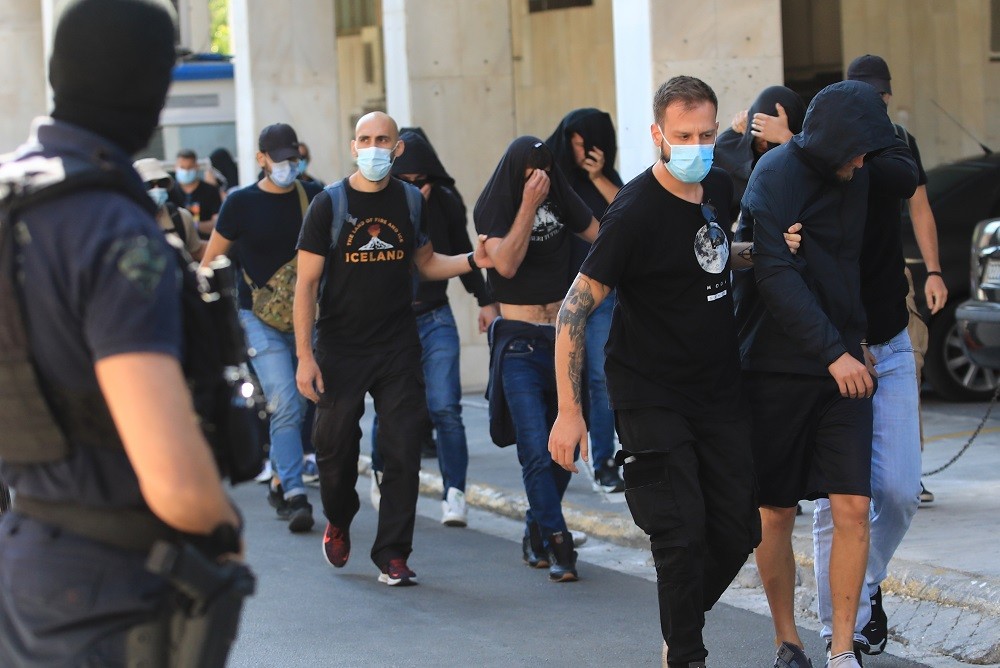 Προκαλούν οι οπαδοί της Ντιναμό Κιέβου - Τα μηνύματα στήριξης στους Bad Blue Boys