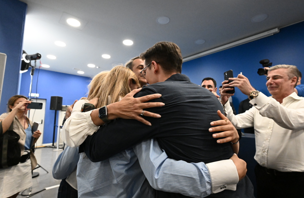 ΣΥΡΙΖΑϊκή υποκρισία: άλλο Αχτσιόγλου άλλο Μητσοτάκης