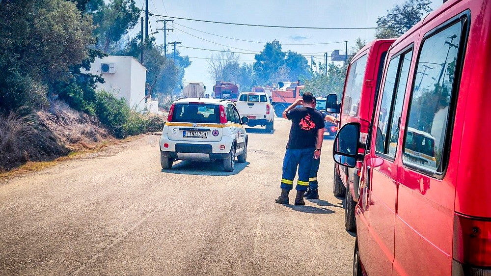 Φωτιές: υπό έλεγχο σε Ασπρόπυργο και Τανάγρα - Νέο μέτωπο προς Πρόδρομο Βοιωτίας