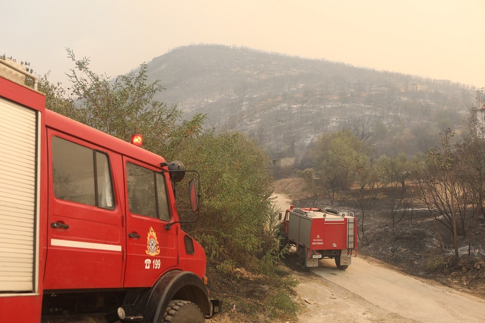 Φωτιά στη λίμνη Βόλβη - Μήνυμα του 112 στους κατοίκους