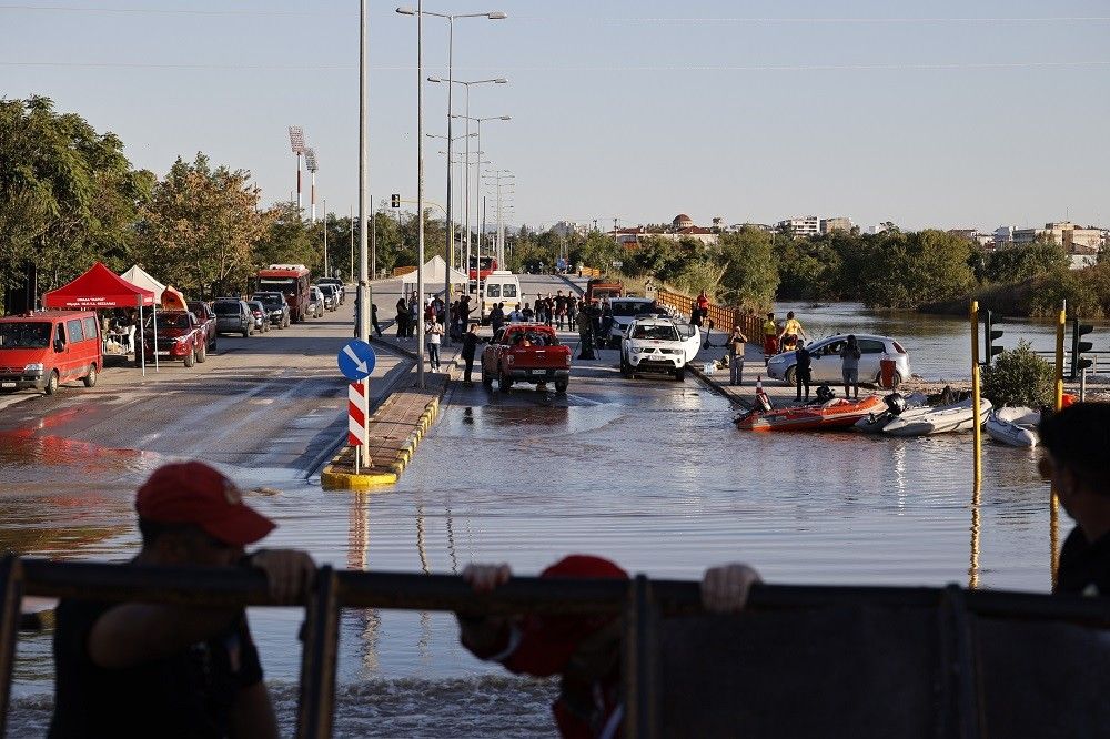 ΠΟΕΣΥ και Ενώσεις Συντακτών: Κοινή ανακοίνωσή τους για τη Θεσσαλία