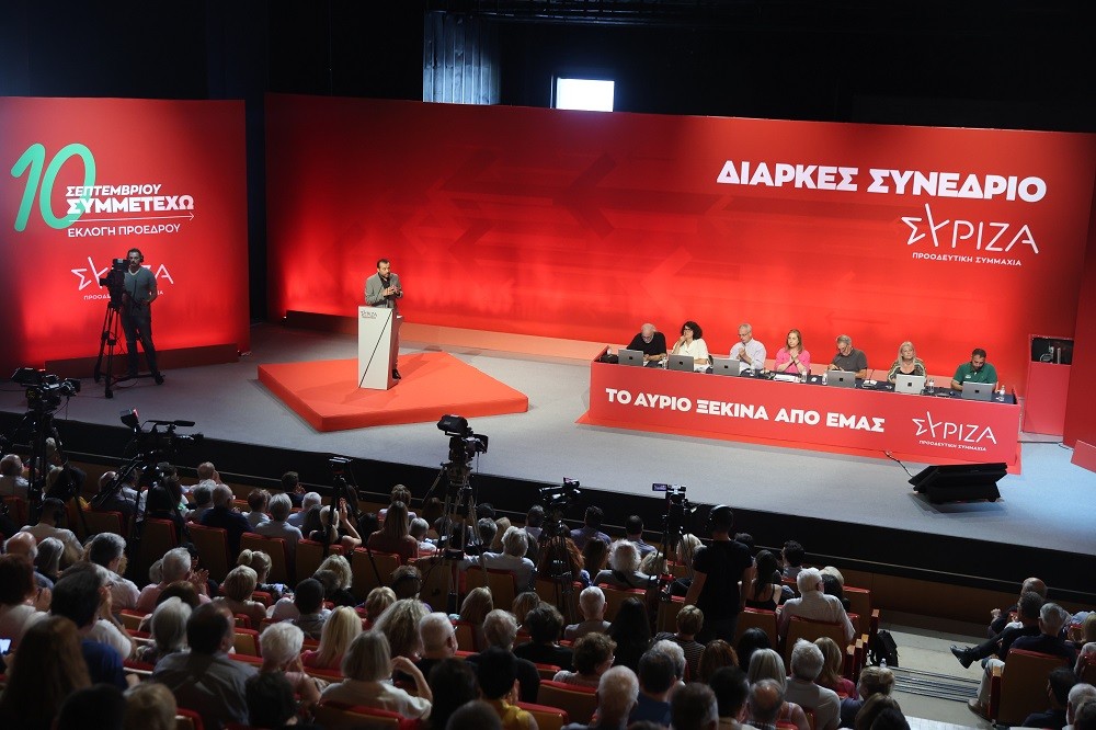 ΣΥΡΙΖΑ: η Ζανέτ (Τσίπρα) και οι σχέσεις με τον Παππά