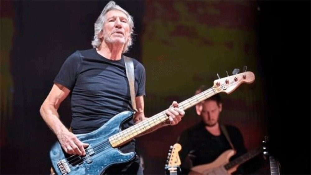 Ανεπανάληπτη ερμηνεία του «Mother» από Roger Waters σε καραντίνα