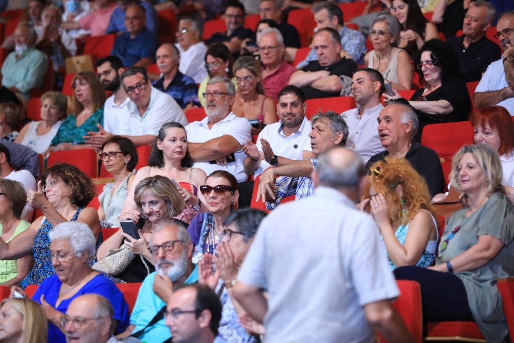 Στελέχη ΣΥΡΙΖΑ: να φεύγουμε σιγά σιγά...